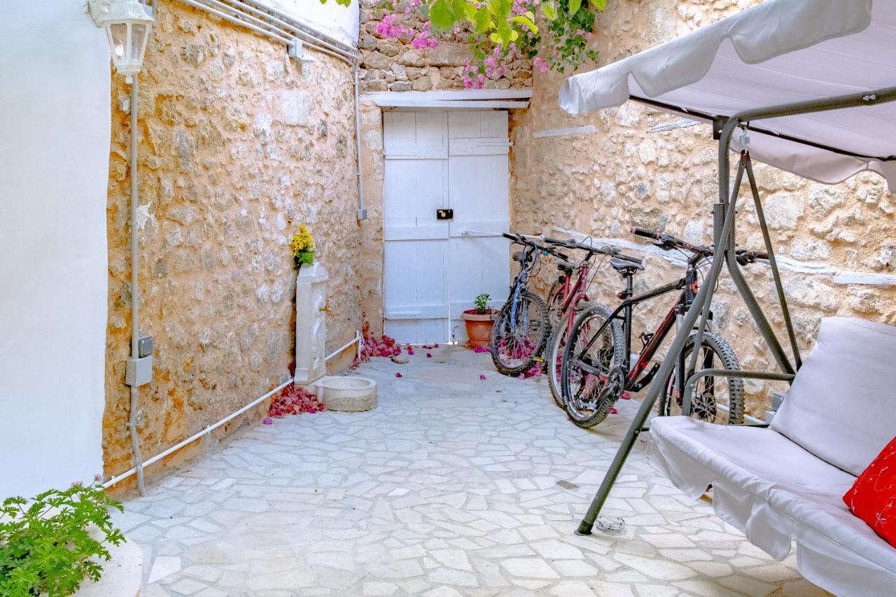The Venetian Walls 'Central House With Private Courtyard - Charmy & Cheap' Candia Esterno foto