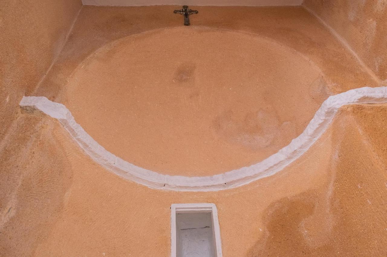 The Venetian Walls 'Central House With Private Courtyard - Charmy & Cheap' Candia Esterno foto